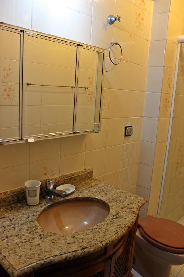 Apartamento Familiar - Praia Da Enseada Γκουαρούχα Εξωτερικό φωτογραφία